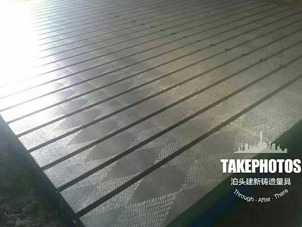 鑄鐵平臺如何達(dá)到高精度