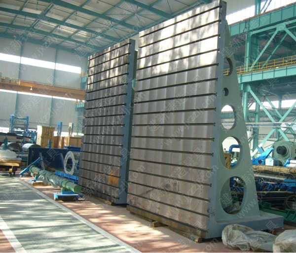 機床工作臺安裝使用現(xiàn)場